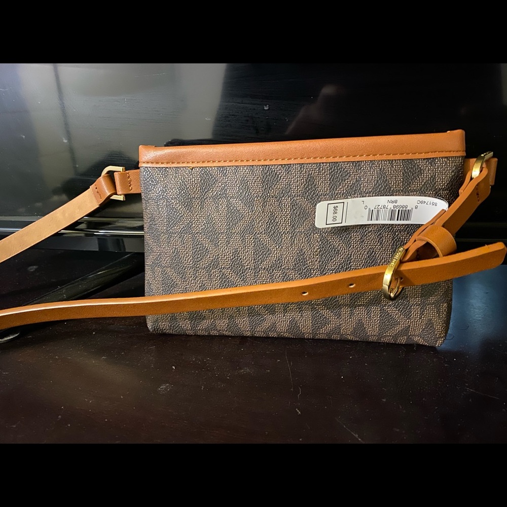 Michael kors belt bag